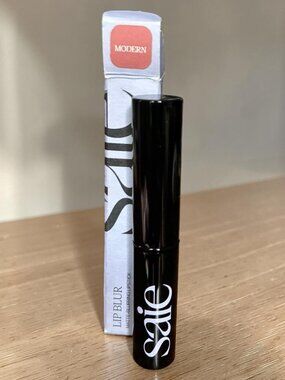 Saie Lip Blur Lipstick – Modern